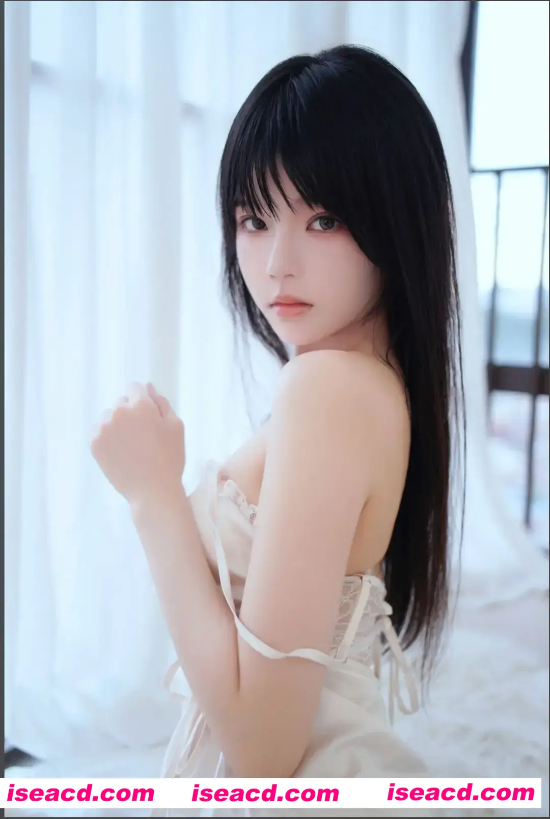 【COSPLAY/带视频】[桜桃喵] 奶油盛宴 [29P 3V]【2.9G】